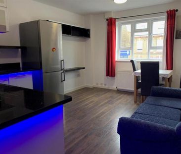 2 bedroom maisonette to rent - Photo 6