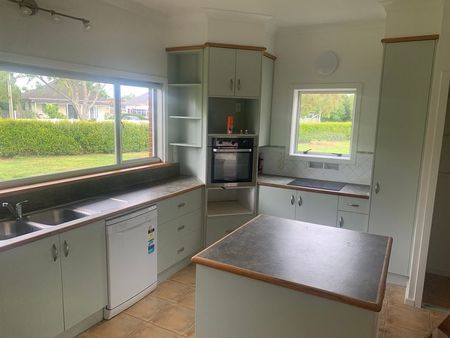 Super Sized Section - 2 Kitchens and Living Zones - Photo 3