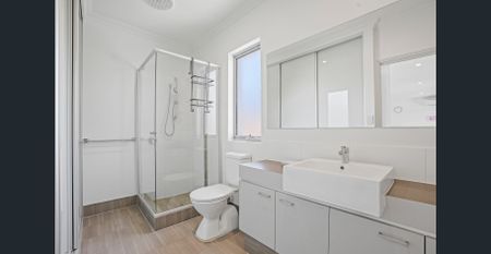 Lock, leave and love - Photo 4