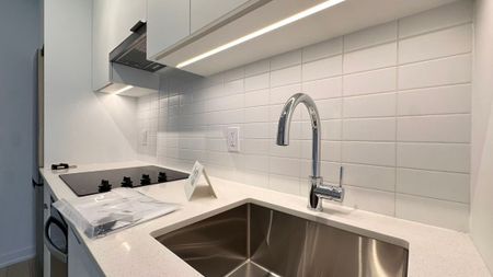 For Lease - 3071 Trafalgar Road Unit# 1310, Oakville, Ontario - Photo 4