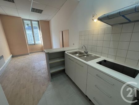 Location Appartement 2 pièces 37m² ORTHEZ 64300 - Photo 3