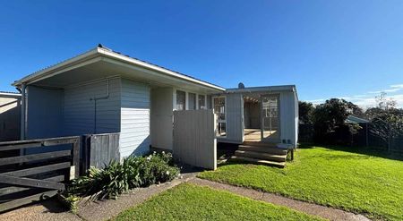 Move in Ready Family Home - Photo 5
