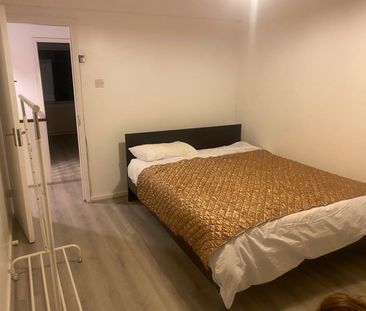 4 Bed Semi-Detached House, Torver Road, HA1 - Photo 3