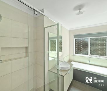 Stylish 4-Bedroom Family Home in Prime Truganina! - Photo 4