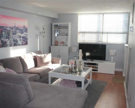 For Lease - 60 St Patrick Street Unit# 932, Toronto, Ontario - Photo 4