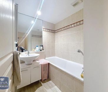 Appartement à louer 3 pièces 76.1m² - Photo 4