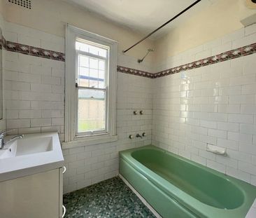 1/230 Corunna Road, Petersham NSW 2049 - Apartment For Rent | Domain - Photo 4