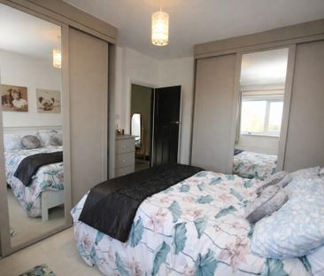 3 Bedroom Semi-Detached House, Chester - Photo 6