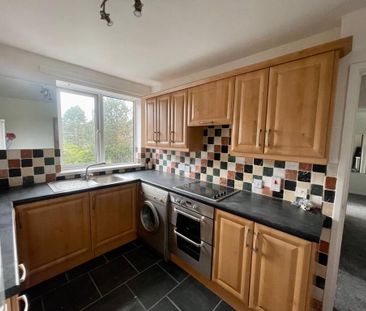59 Rosebrook Grove, Carrickfergus, BT38 8NS - Photo 2