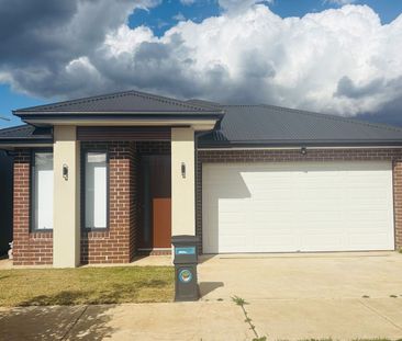 Family Home - Photo 6