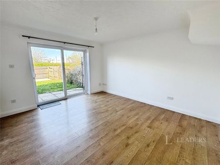 2 bedroom house to rent Coronation Road, Waterlooville, PO7 - Photo 2