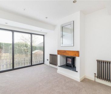 3 bedroom detached house to rent - Photo 2