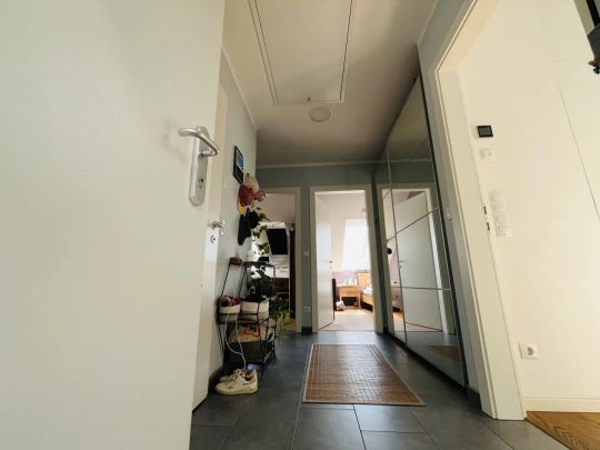 Exklusive Dachgeschosswohnung mit außergewöhnlichem Raumgefühl und hochwertiger Ausstattung - Photo 1