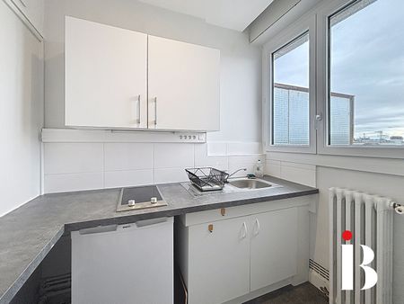 Location Appartement 1 pièce 24m² NANTES 44000 - Photo 3