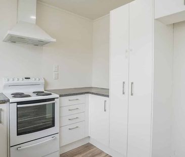 Fully Fenced Home - Photo 5