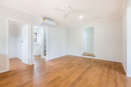 1 Kuranga Avenue, Southport QLD 4215 - House For Rent - $780 | Domain - Photo 3