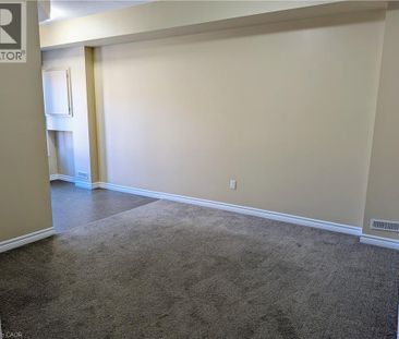 225 RIDDELL Street Unit# 50, Woodstock, Ontario, N4S6N2 - Photo 5