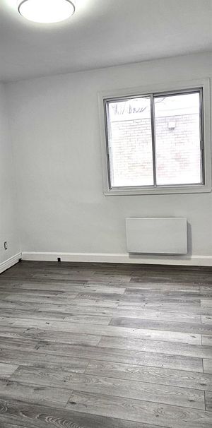 Montréal – Logement 4 1/2 rénové à louer - Photo 1