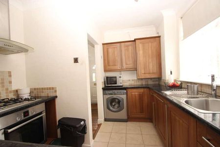 Essex Way, Benfleet, SS7 - Photo 5