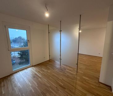 Single-Wohnung mit Balkon ab MAI 2026! - Photo 3