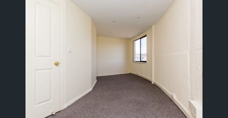 Iconic Water Tower Apartment. - Photo 5