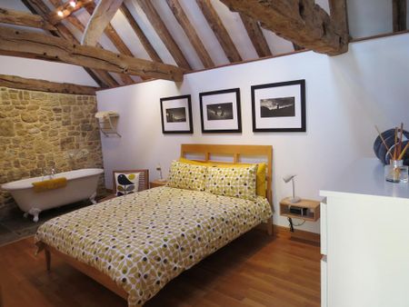 4 bedroom detached house to rent - Photo 4