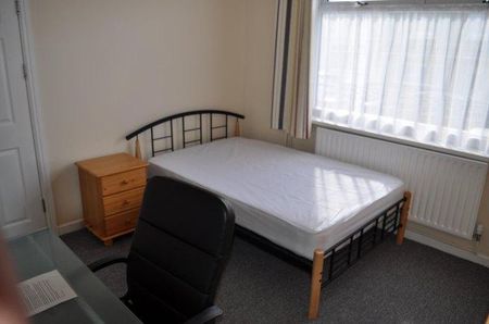 5 bedroom house share to rent - Photo 4