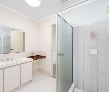 Great Size Villa in a Great Location @650 Per Week - Photo 1