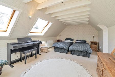 3 bedroom apartment to rent - Photo 5