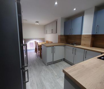 1 bedroom in a house share to rent - Photo 5