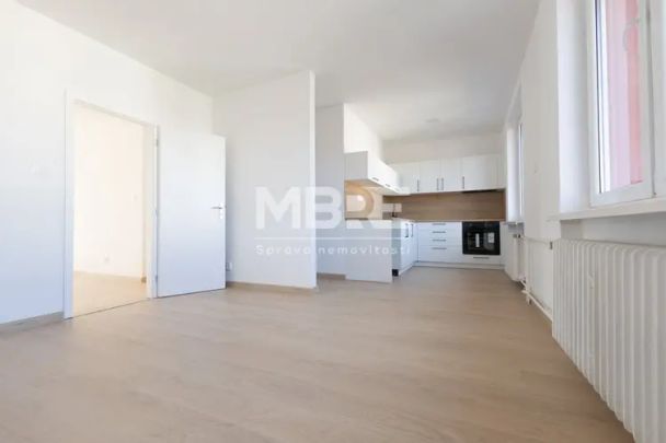 Pronájem bytu 2+kk s lodžií, Karviná - Ráj, ulice Kosmonautů - Photo 1