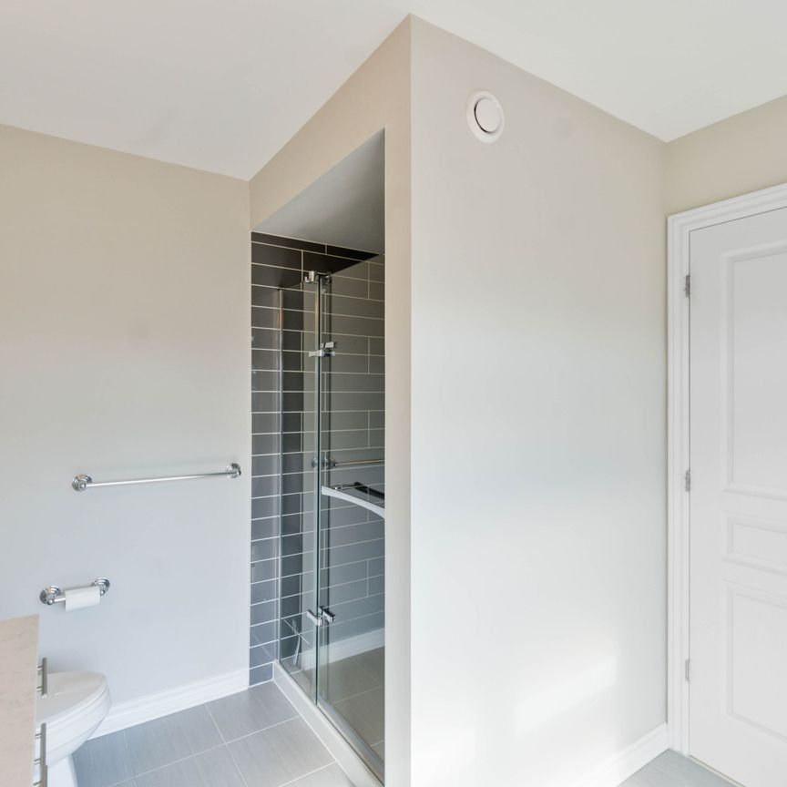 For Lease - 760 Carnelian Crescent, Blossom Park - Airport and Area, Ontario - Photo 1