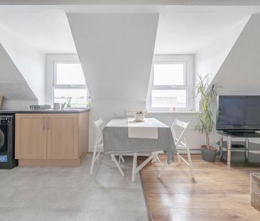 2 Bed Flat, Coldharbour Lane, SE5 - Photo 3