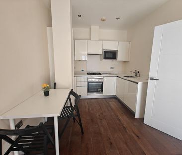 1 bedroom flat to rent - Photo 4