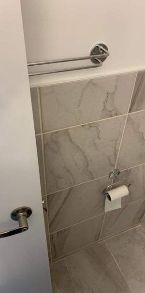 1 CH - 1 SDB - Laval - $1,300 /mo - Photo 1