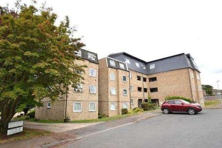 Ware, SG12 - Photo 4