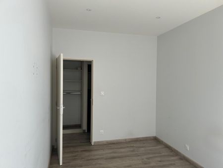 Location Appartement 3 pièces 65m² VICHY 03200 - Photo 5