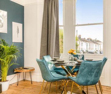 2 bedroom apartment to rent - Photo 6