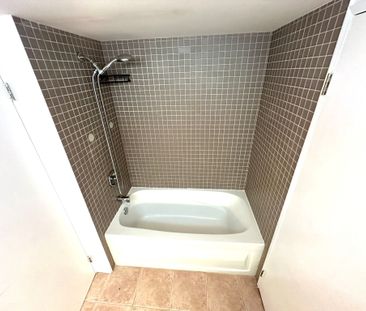 For Lease - 1005 King Street Unit# 518, Toronto, Ontario - Photo 5