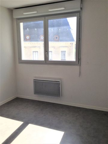 Location Appartement 1 pièce 25m² CALUIRE ET CUIRE 69300 - Photo 4