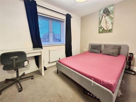 2 bedroom semi-detached house to rent - Photo 5