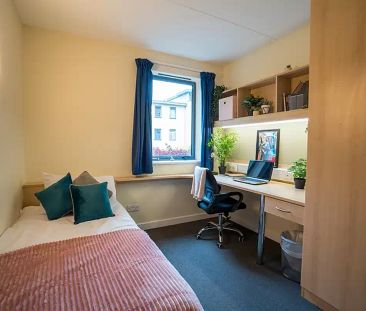 Standard Ensuite - Photo 1