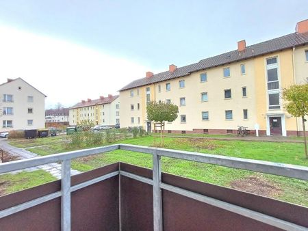 Kernsaniert! 3-Zimmer-Wohnung mit Balkon - Photo 5