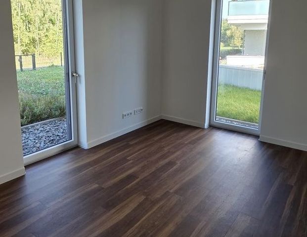 Erstbezug im Neubau! Fußbodenheizung, große Terrasse, Vinyl, moderne Ausstattung! - Photo 1