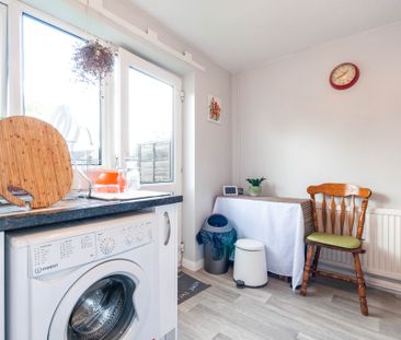 2 bedroom house to rent Kipling Close, Hitchin, SG4 - Photo 2