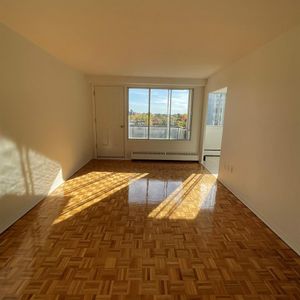 2 CH - 1 SDB - Montréal - $1,595 /mo - Photo 2