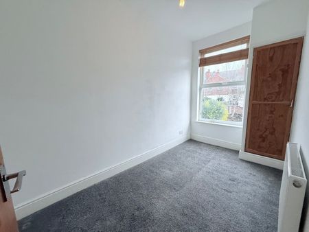 2 Bed Terraced House, Ena Avenue, NG2 - Photo 3