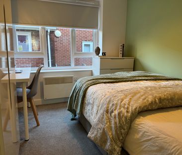 Fletcher Road, NG9 2WN, NOTTINGHAM - Photo 2