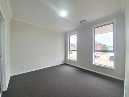 Easy Living in Arcadian Hills - Photo 4