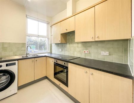 2 bedroom flat to rent - Photo 4